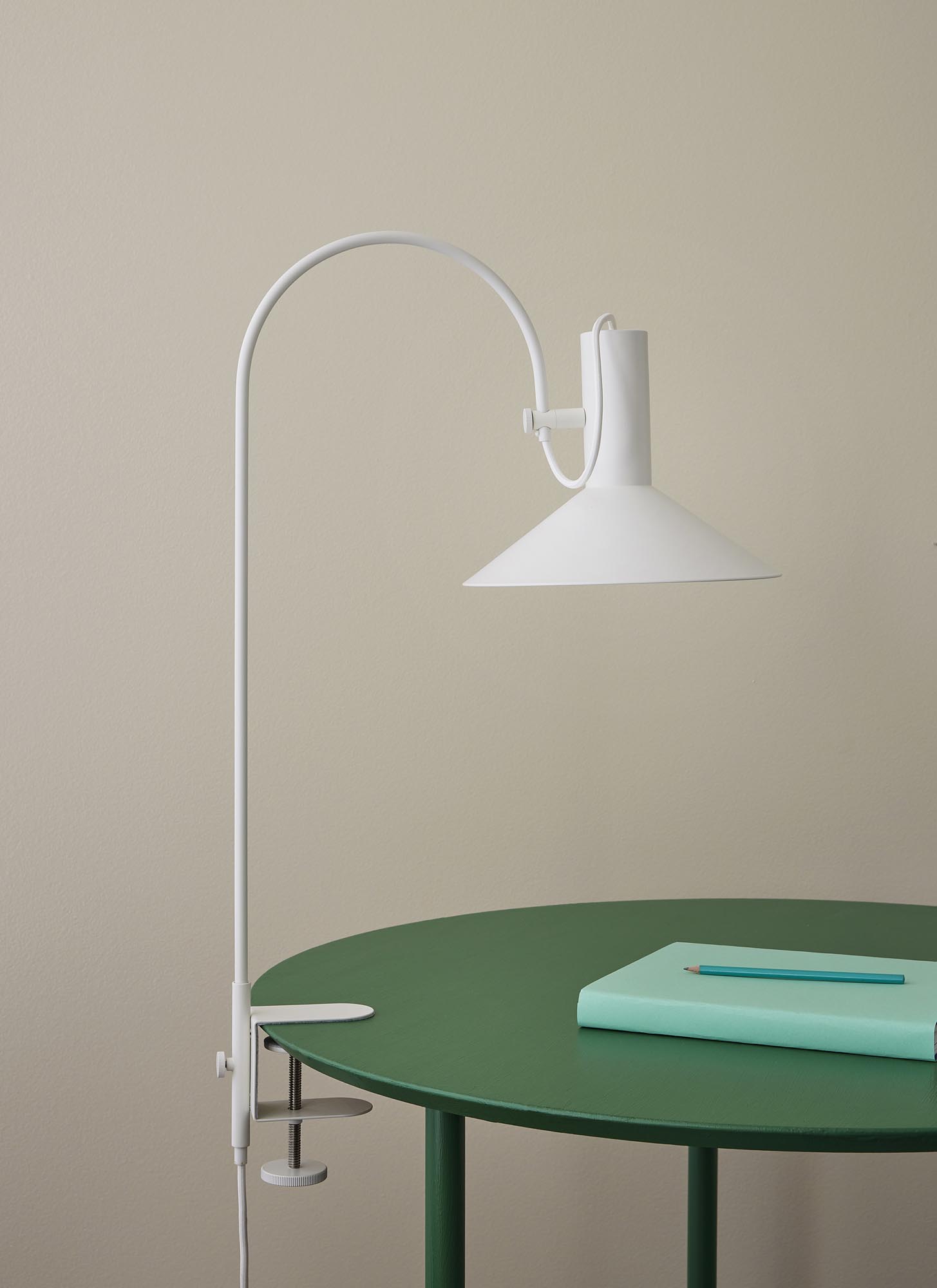 Formel bordlampe (hvit)