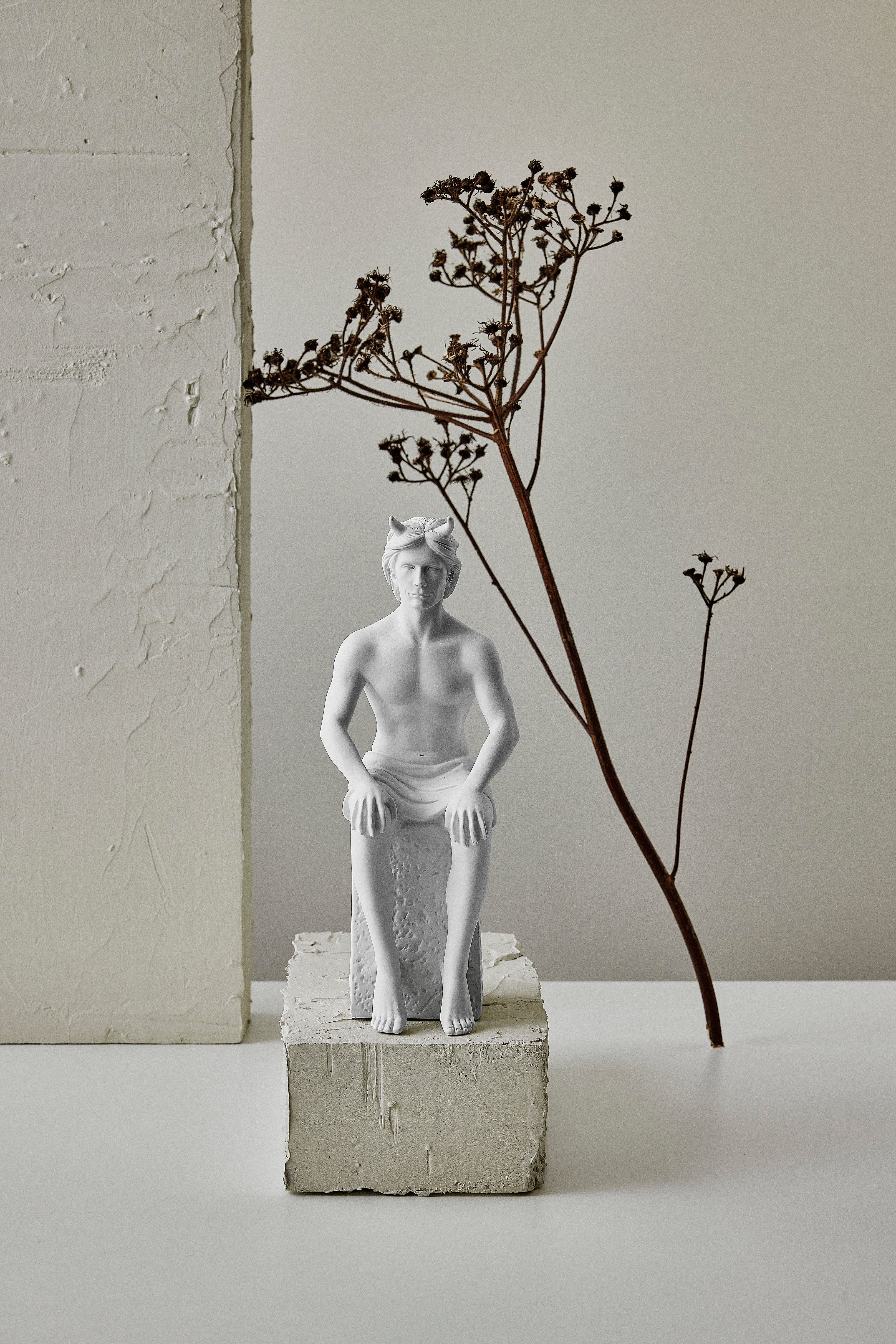 Tyren, Christel, mann, porselen