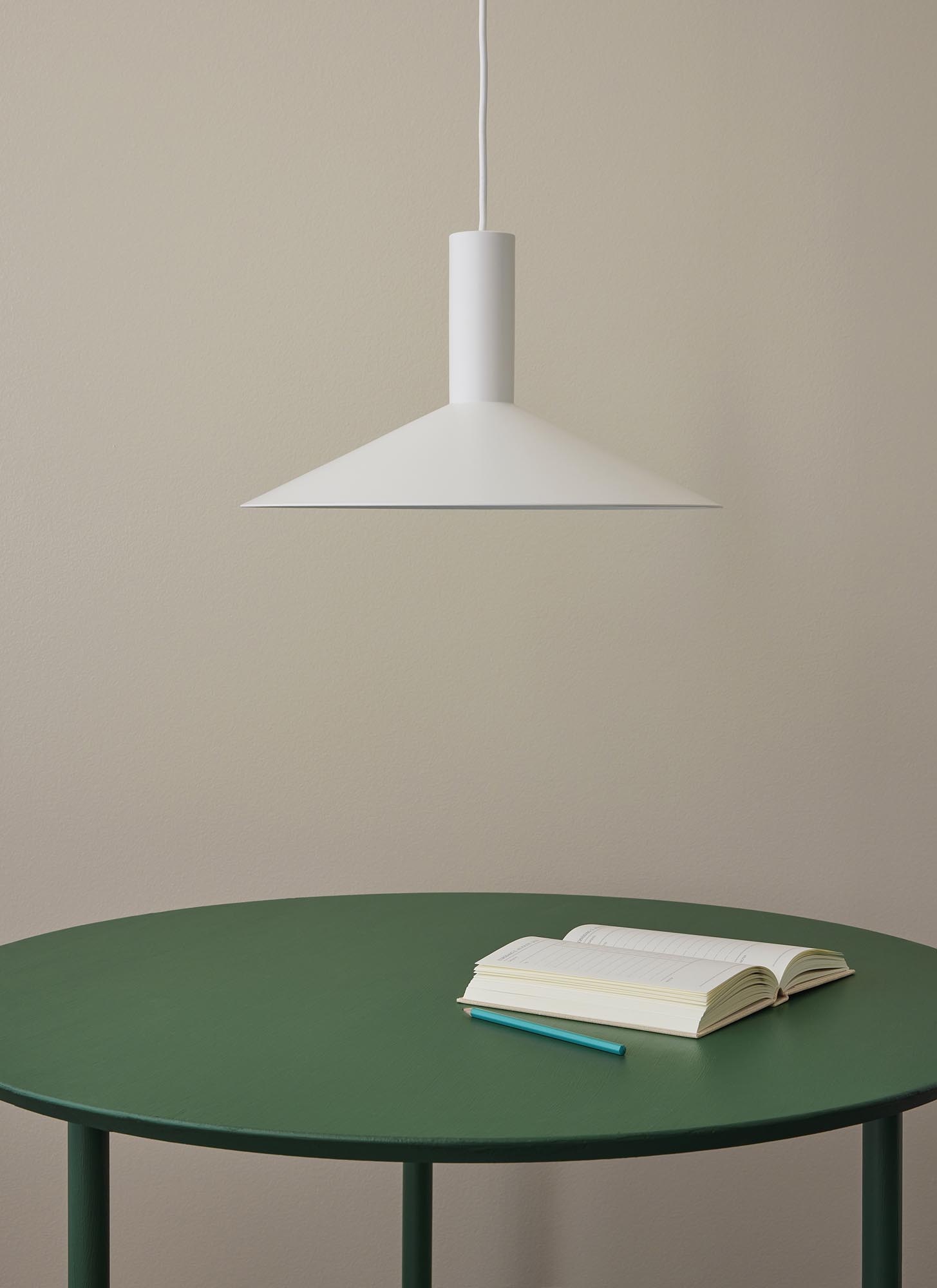 Formel pendellampe Ø40 (hvit)